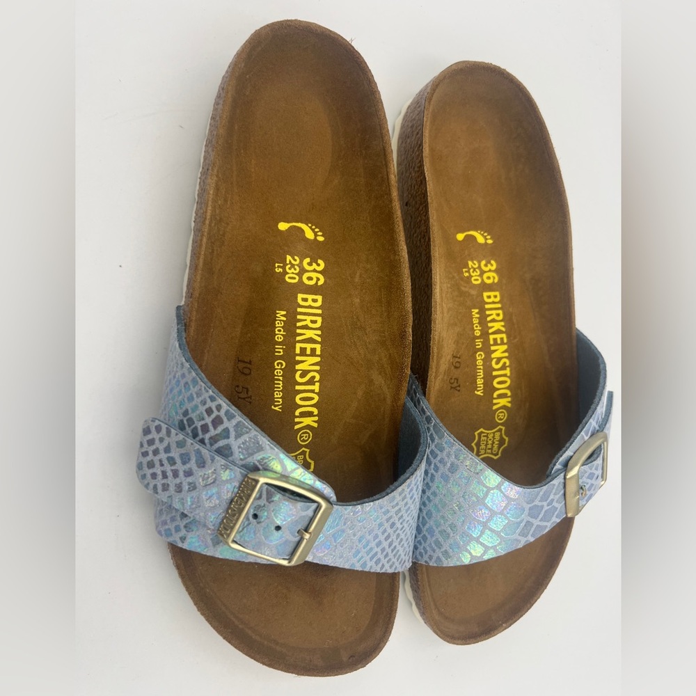 Birkenstock Women’s Arizona Sandal SkyBlue Shiny Snake Sky Size EU36 US5-5.5 NEW - Picture 9 of 10
